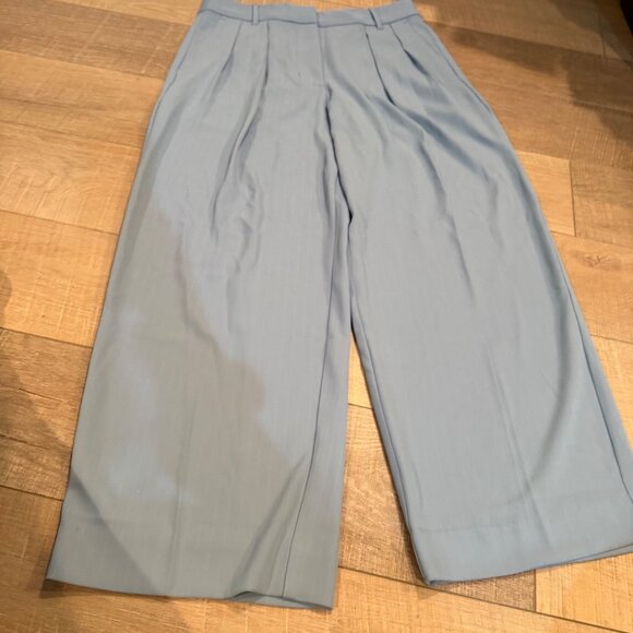 BANANA REPUBLIC PLEATED WIDE LEG BLUE PANTS SIZE 8 PETITE - Picture 2 of 10